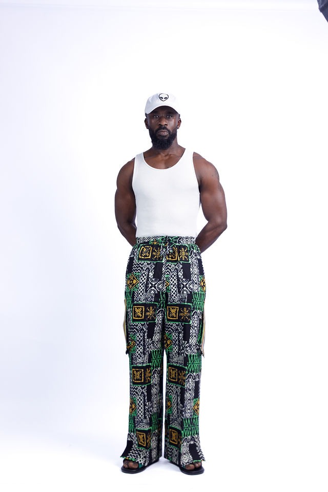 Design Akwamufie — alternate view